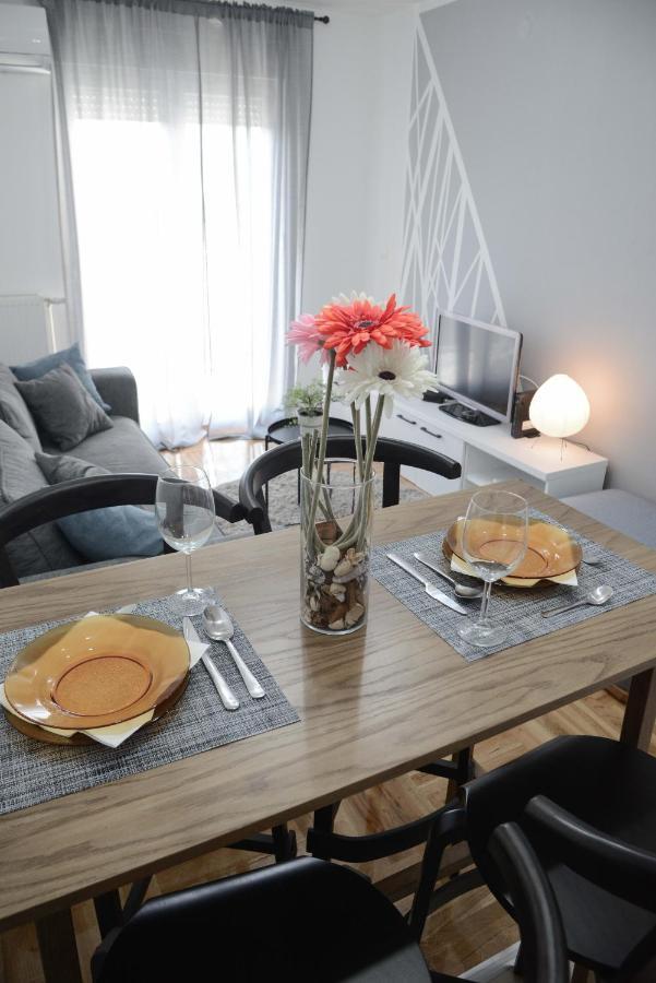 Apartment Dobraya Grey Novi Sad Luaran gambar